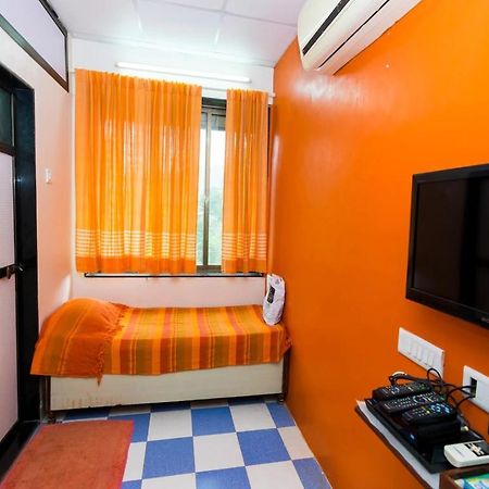 Вилла Red House 3Bhk Карджат Экстерьер фото