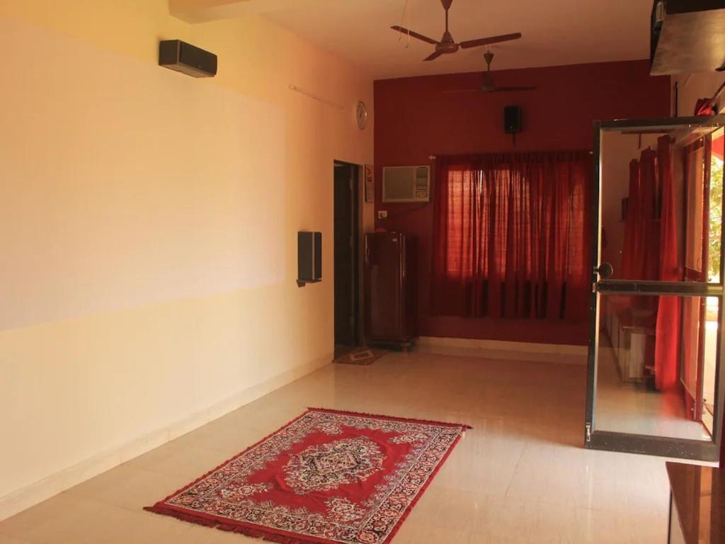 Вилла Red House 3Bhk Карджат Экстерьер фото