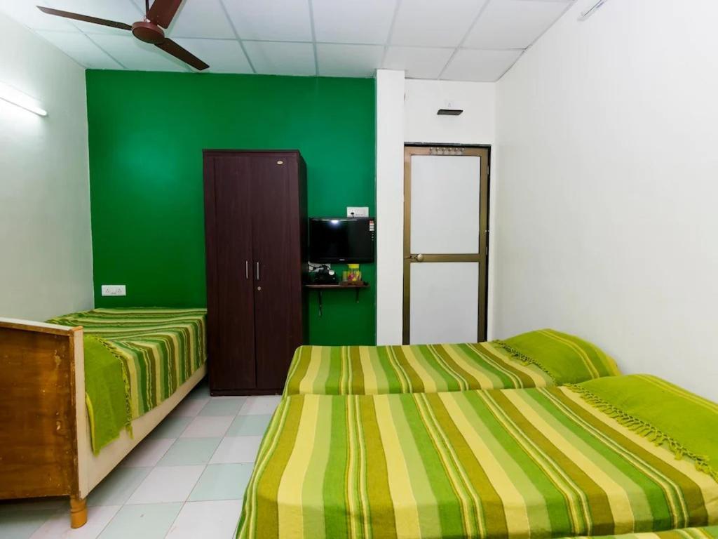 Вилла Red House 3Bhk Карджат Экстерьер фото